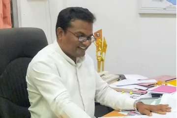 பிரதேச சபை காணியை பிடிக்க கடற்படை முயற்சி: தவிசாளர் தியாகராஜா குற்றச்சாட்டு (photos)