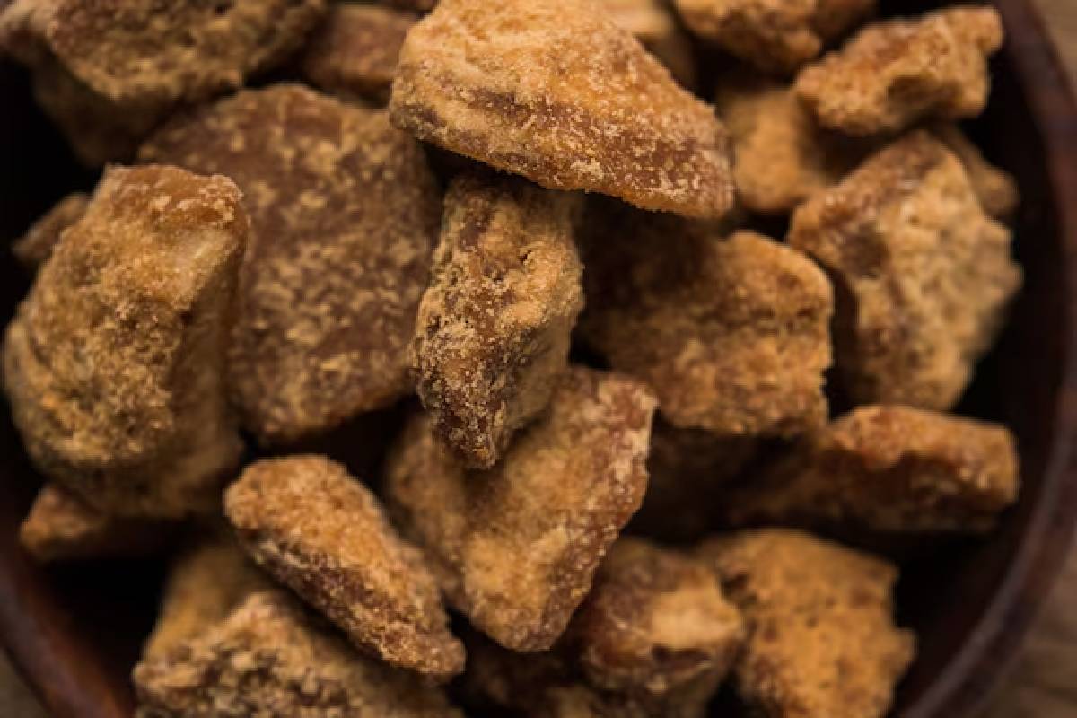 கலப்படம் செய்த வெல்லத்தை எப்படி கண்டுபிடிப்பது? | How To Check Jaggery Purity At Home