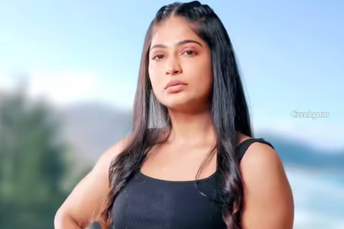 43 வயதில் செம கிளாமர் போட்டோ ஷுட் நடத்தி ரசிகர்களை கவரும் நடிகை விஜயலட்சுமி... வீடியோவுடன் இதோ | Actress Vijayalakshmi Onam Special Photoshoot