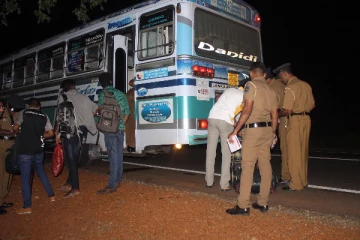 யாழ் வந்த வயோதிபரை சோதனையிட்ட பொலிஸாருக்கு அதிர்ச்சி!