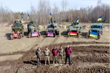 உக்ரைனில் இறங்கிய பிரித்தானியாவின் சேலஞ்சர் 2 டாங்கிகள்! புடின் எச்சரிக்கையை மீறிய நடவடிக்கைகள்