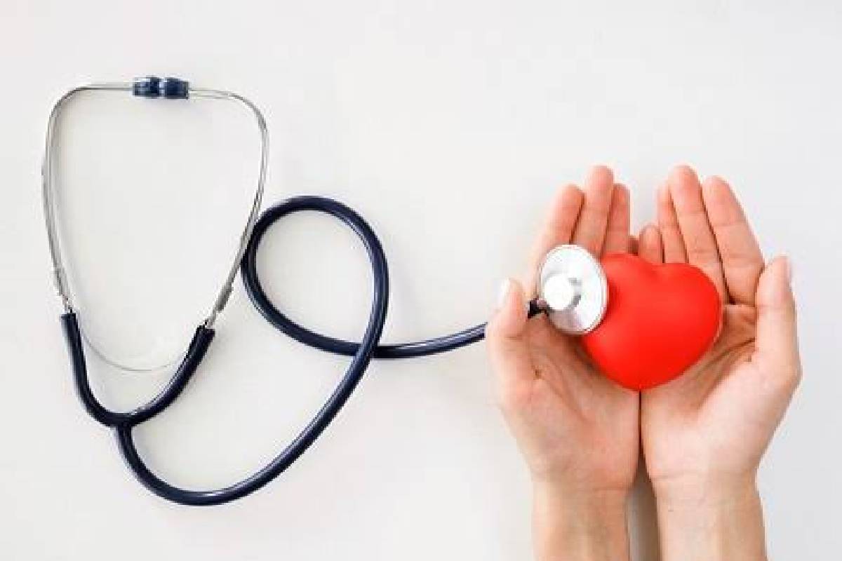 தக்காளியை பச்சையாக சாப்பிடுவதால் கிடைக்கும் 7 முக்கிய நன்மைகள்! | Amazing Benefits Of Eating One Raw Tomato Daily தக்காளியை பச்சையாக சாப்பிடுவதால் கிடைக்கும் 7 முக்கிய நன்மைகள்! | Amazing Benefits Of Eating One Raw Tomato Daily