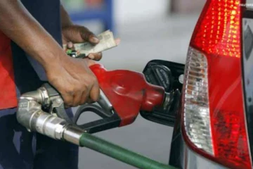 இலங்கையில் மீண்டும் எரிபொருள் வரிசைகள்! மூடப்படும் எரிபொருள் நிரப்பு நிலையங்கள்