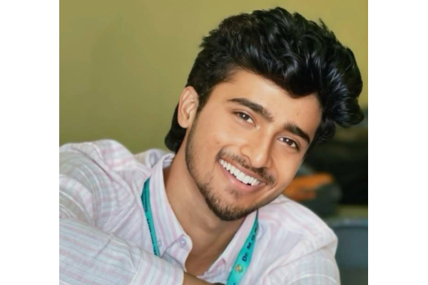 இன்று முதல் தொடங்கும் பிக்பாஸ் சீசன் 9.., உள்ளே செல்லும் 19 போட்டியாளர்கள் யார்? | Bigg Boss 9 All Contestants List In Tamil