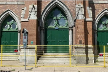 கனடாவின் தேவாலயமொன்றை உடன் மூடுமாறு உத்தரவு