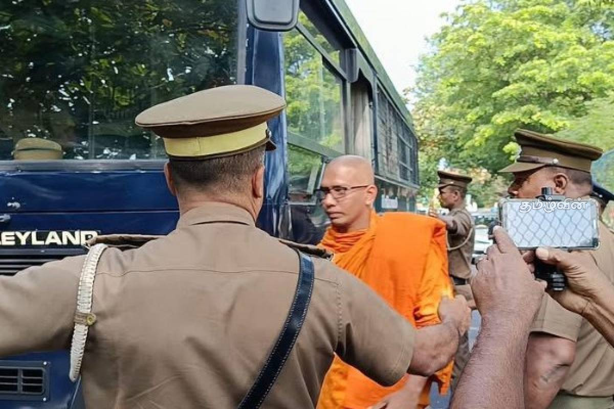 ஞானசார தேரருக்காக ஆயிரம் காவி உடைகள்! ஜனாதிபதிக்கு கஸ்ஸப தேரரின் கடுமையான எச்சரிக்கை.. | Kassappa Thero Press Meet Aboy The Protest