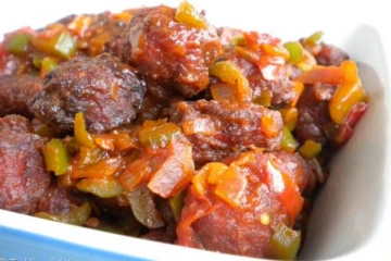 அனைவரும் விரும்பி உண்ணும் சுவையான பிரட் சில்லி செய்வது எப்படி?