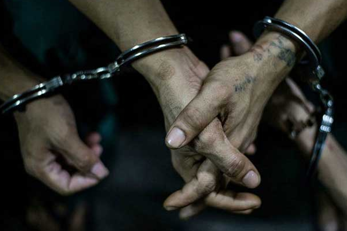 லொறி - முச்சக்கர வண்டி மோதியதில் 7 வயது சிறுவன் மரணம் | 7 Year Old Boy Dies In Lorry Car Collision