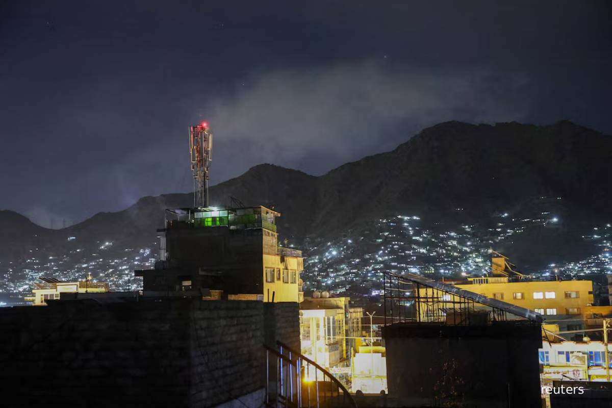 மருத்துவமனை மீது பாகிஸ்தான் நடத்திய மிக மோசமான குண்டு வீச்சு... 400 கடந்த பலி எண்ணிக்கை | Pakistan Air Strike Killed 400 மருத்துவமனை மீது பாகிஸ்தான் நடத்திய மிக மோசமான குண்டு வீச்சு... 400 கடந்த பலி எண்ணிக்கை | Pakistan Air Strike Killed 400