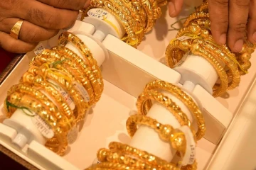 අද දිනයේ ශ්‍රී ලංකාවේ රන් මිල වෙනස් වෙන්නේ මෙහෙමයි.