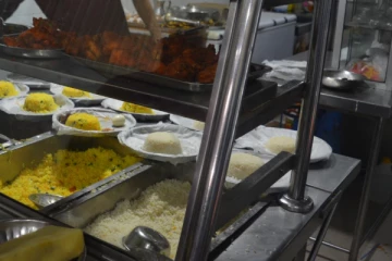 யாழில் உணவகத்தை வதிவிடமாக பயன்படுத்தியவருக்கு தண்டம்