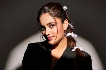 சிம்பு பட நடிகை நிதி அகர்வாலின் ஹாட் போட்டோஷூட் ஸ்டில்கள்