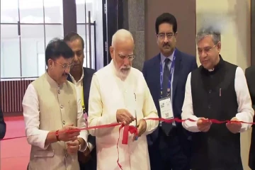 5 ஜி சேவையை தொடங்கி வைத்தார் பிரதமர் மோடி! முதலில் எங்கெல்லாம்?