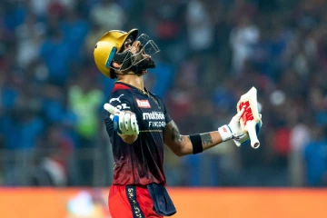 மோசமான ஆட்டம் ஆடிய பெங்களூரு... டக் அவுட்டான விராட் கோலி : ஈஸியாக ஜெயித்த ஹைதராபாத்