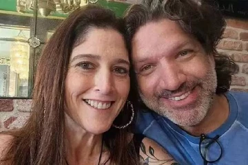 இஸ்ரேலில் துப்பாக்கிச்சூடு: மகனை காப்பாற்ற குண்டுகளை ஏந்திய பெற்றோர்.. கலங்கவைக்கும் சோகம்