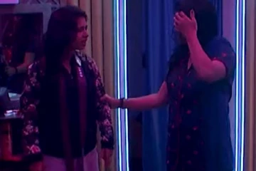 கோபத்தில் கண்ணாடி கிளாஷை போட்டு மிரட்டிய ஜனனி.. குயின்சியால் வெளிச்சத்திற்கு வரும் உண்மை முகம்..