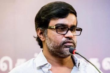 ‘மனவேதனையின் உச்சத்தில் இருக்கும் போது தயவு செய்து இதை பண்ணாதீங்க..’ – செல்வராகவன் டுவிட்