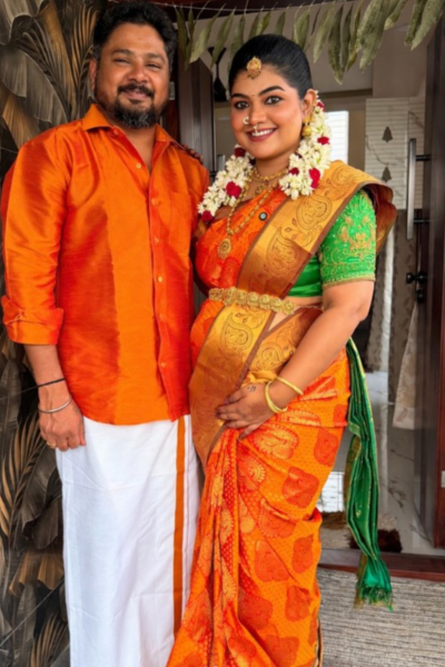 2வது முறையாக கர்ப்பமாக இருக்கும் பிரபல சீரியல் நடிகை ஷாமிலி சுகுமார்... | Serial Actress Shamili Valaikappu Photos 2வது முறையாக கர்ப்பமாக இருக்கும் பிரபல சீரியல் நடிகை ஷாமிலி சுகுமார்... | Serial Actress Shamili Valaikappu Photos