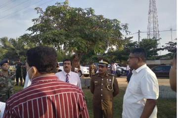 யாழ். பண்ணை கடற்கரைப் பகுதியில் இடம்பெற்ற வட மாகாண மரநடுகை (photos)