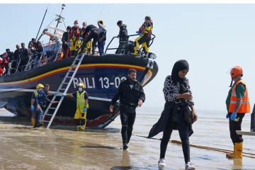 நாடொன்றில் 5 இலங்கை தமிழ் அகதிகளின் விபரீத முடிவு; அதிர்ச்சியை ஏற்படுத்திய சம்பவம்!