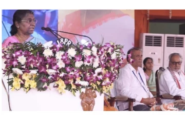 தாய், தந்தை, ஆசிரியரை கடவுளாக கருதுங்கள்.... - ஜனாதிபதி முர்மு உரை...!