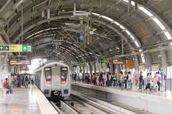 delhi metro station