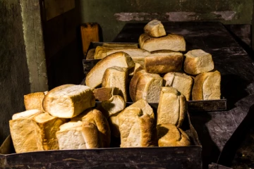 பாண் அதிக விலைக்கு விற்றால் தண்டனை!