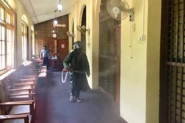 யாழ்.பல்கலைகழகதில்  கொரோனா அபாயம்; ஊழியர்கள் பணிக்கு வரவேண்டாம் என அறிவிப்பு