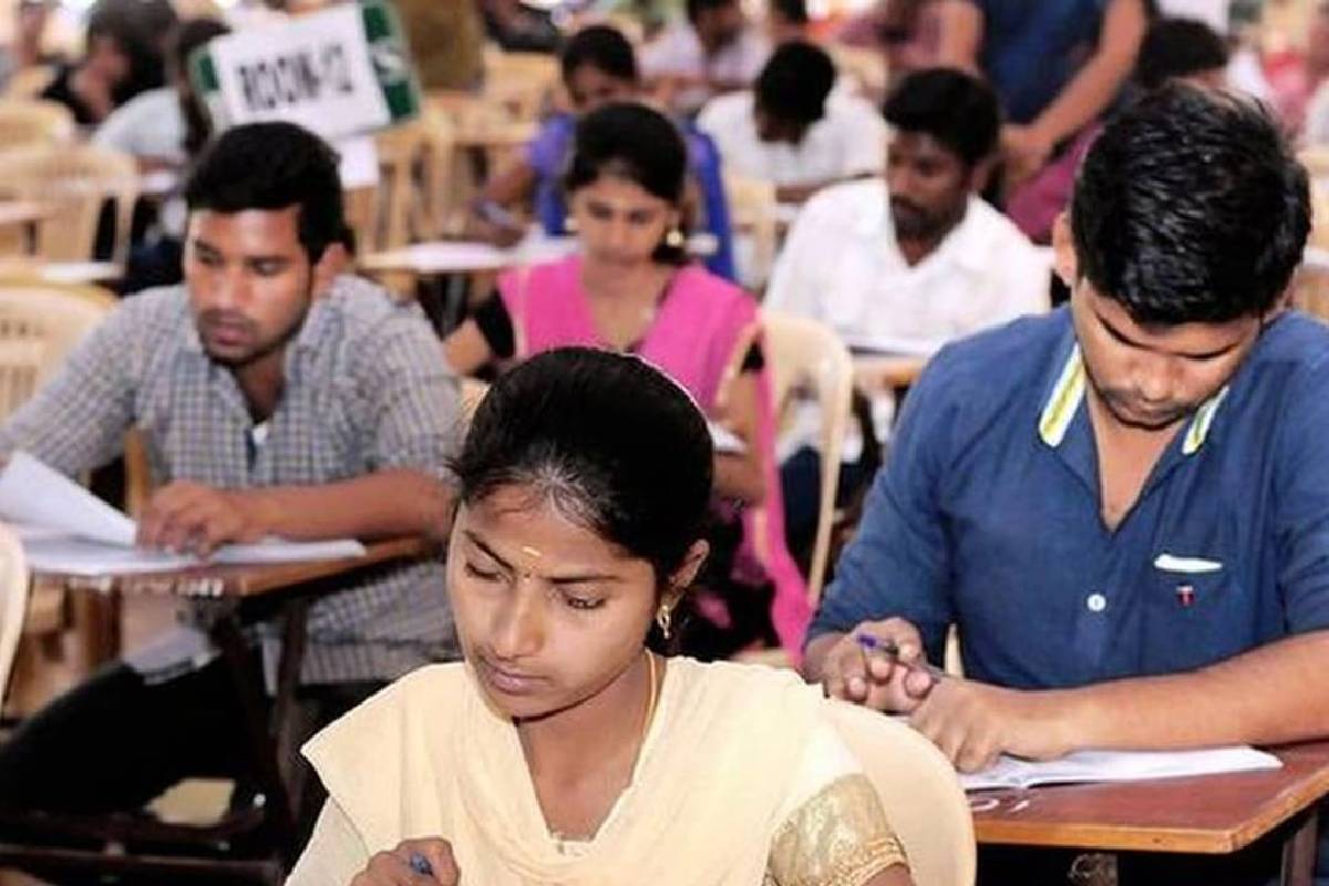 அரசு பணி நியமனத்துக்கான வயது வரம்பை 5 ஆண்டுகள் உயர்த்திய முதல்வர் விஜய் | Cm Vijay Increased Tnpsc Age Limit 5 Years அரசு பணி நியமனத்துக்கான வயது வரம்பை 5 ஆண்டுகள் உயர்த்திய முதல்வர் விஜய் | Cm Vijay Increased Tnpsc Age Limit 5 Years