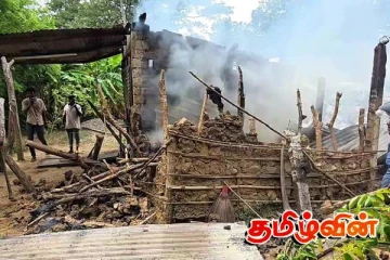 திருகோணமலையில் தீக்கிரையான வீடு