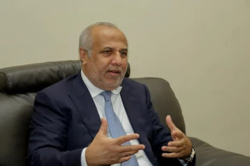 வாக்குறுதிகளை வழங்குவதில் வள்ளல் ஹக்கீம்! முன்னாள் தவிசாளர் எம்.சி. கபூர் விமர்சனம்