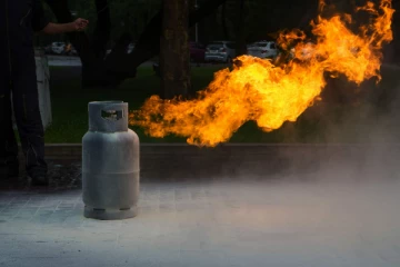 எரிவாயு கொள்கலன் வெடிப்புக்கு காரணம் என்ன? (Video)