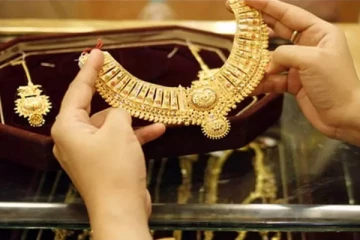 தங்கத்தின் விலை திடீர் சரிவு! வாங்குவதற்கு சரியான நேரம் இதுதானாம்