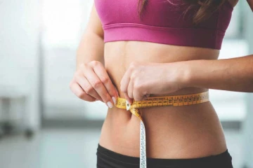 ஜிம்மிற்கே போகாமல் வீட்டிலே உடல் எடையை ஈஸியாக குறைப்பது எப்படி?