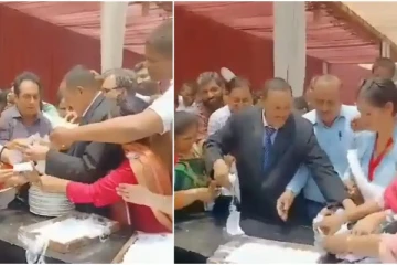 முதலமைச்சர் பங்கேற்ற நிகழ்ச்சியில் சண்டை போட்ட ஆசிரியர்கள் - வைரலாகும் வீடியோ