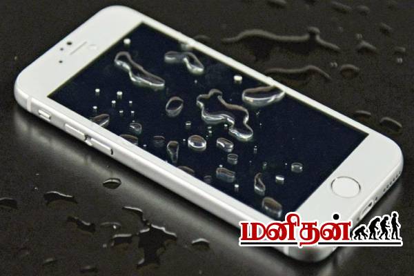 மழைநீர் செல்போனுக்குள் போய் விட்டதா? அப்போ இந்த தவற மட்டும் செஞ்சிடாதீங்க | What To Do When Your Phone Falls Into Water