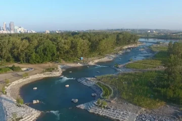 கல்கரியில் நண்பர்களுடன் சென்ற இளைஞருக்கு நேர்ந்த துயரம்