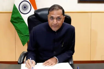 நெருங்கும் நாடாளுமன்ற தேர்தல் - இந்திய தேர்தல் ஆணையர் அருண் கோயல் திடீர் ராஜினாமா!