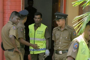 தாயை தாக்கிய மகனை கொலைசெய்த தந்தை