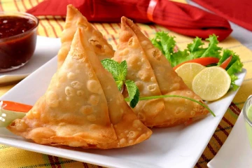 சமோசா விலை ஏறியதால் ஒருவர் தீக்குளித்து உயிரிழந்த அவலம்!