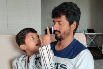 பிரபல இயக்குனரின் மகனுடன் நடிகர் சிவகார்த்திகேயன், வெளியான சூப்பர் புகைப்படங்கள்..