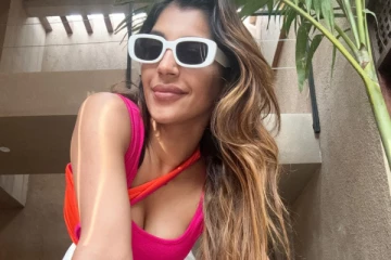 யாஷிகா ஆனந்தின் வேற லெவல் கவர்ச்சி.. லேட்டஸ்ட் ஸ்டில்கள் இதோ