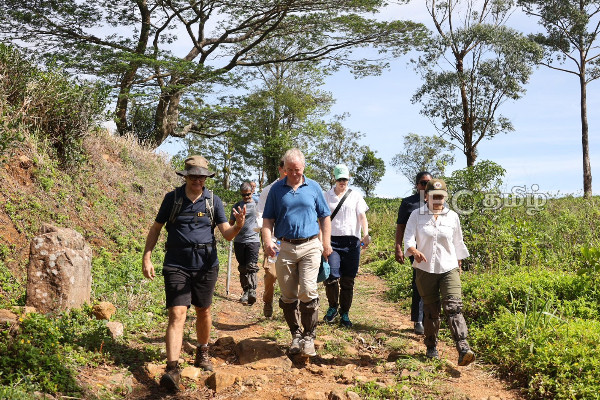 மலையக தமிழ்மக்களை சந்தித்த அமெரிக்க உயரதிகாரி | American Dignitary Met The Hilly Tamils