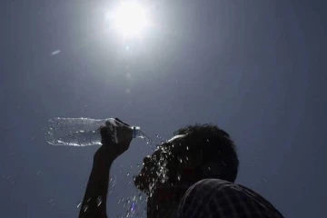 மிக மோசமான வெப்ப அலைகளை உலகம் எதிர்கொள்ளவிருக்கிறது: எச்சரிக்கும் ஐ.நா