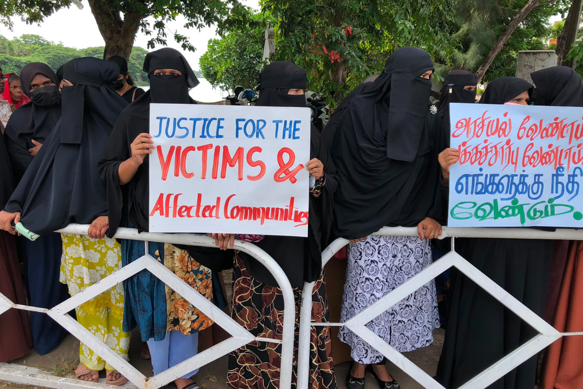 மட்டக்களப்பில் உயிர்த்த ஞாயிறு நீதிக்காகத் திரண்ட பெருந்திரள் மக்கள்! | Batticaloa Protest Demanding Easter Attack Justice