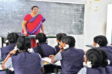 ஜூன் 14 முதல் ஆசிரியர்கள், பணியாளர்கள் பள்ளிக்கு வர உத்தரவு!