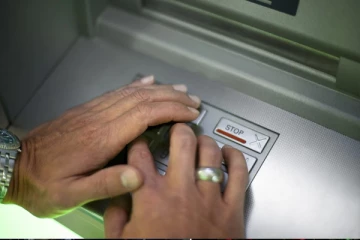 கொள்ளையன் ஒருவனுக்கு சுவிட்சர்லாந்துக்குள் நுழைய 10 ஆண்டுகள் தடை: சுவிஸ் வரலாற்றில் முதல் நிகழ்வு