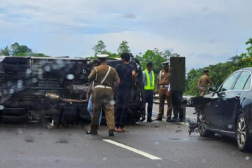 தெற்கு அதிவேக நெடுஞ்சாலையில் கோர விபத்து