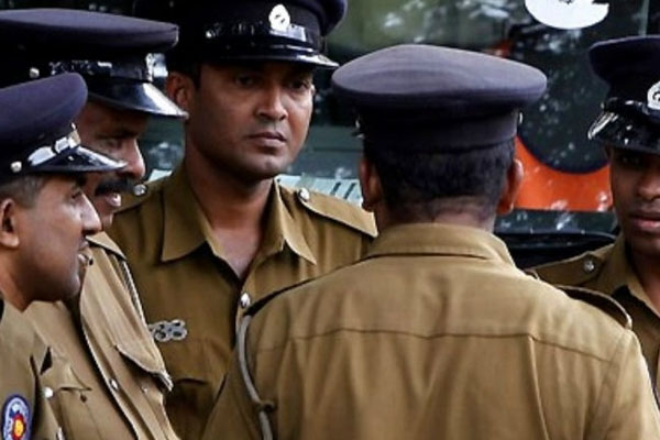 பிள்ளைகளை சித்திரவதை செய்த தாய் | Mother Who Tortured Her Children