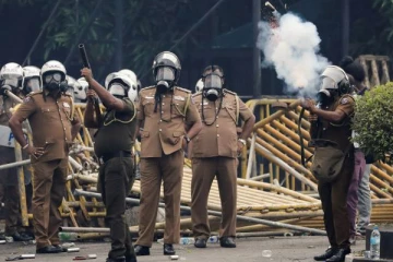 இலங்கை பொலிஸாரின் காவலில் இருப்பதற்கு பயப்படுகின்றேன்! பெண்ணொருவர் வெளியிட்ட தகவல்- செய்திகளின் தொகுப்பு
